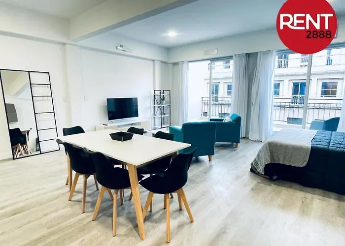 Deluxe Apartment