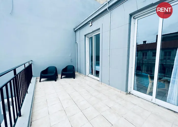 Deluxe Apartment